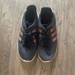 nike tennis shoes
